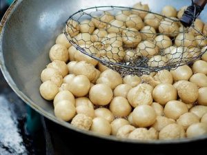 Selain Tahu Bulat, Apakah yang Mendadak Itu Tetap Enak?