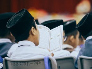 Logika New Normal Jelas Nggak Cocok sama Kehidupan Pesantren, Titik!