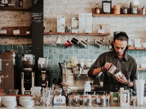 Tips Untuk Kamu Yang Baru Berkunjung Ke Kedai Kopi