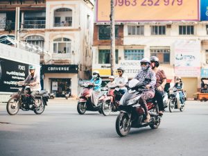 Pengalaman-Pengalaman Menghebohkan di Dalam Angkot