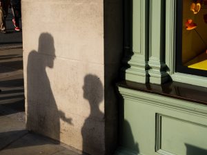 Kawan yang Kini Merasa Menjadi Lawan, Kembalilah Seperti Dulu