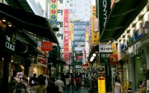 Cewek Nggak Akan Bosan Nonton Ulang Film Korea Cinta-cintaan