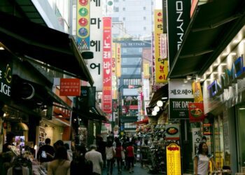 Cewek Nggak Akan Bosan Nonton Ulang Film Korea Cinta-Cintaan