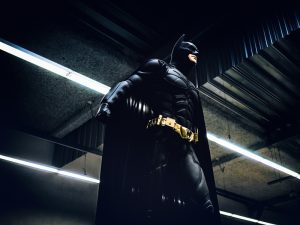 Jubah Batman dan Meme yang Tidak Ada Gunanya