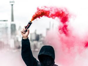 Revolusi Asmara dan Stagnansi Perkembangan Manusia Dalam Beberapa Era Terakhir