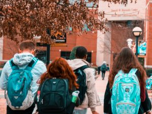 Alasan Mengapa Menjadi Mahasiswa Kupu-Kupu Itu Baik