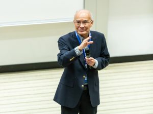 Negosiasi dengan Calon Kepala Desa Waktu Sosialisasi Visi dan Misi