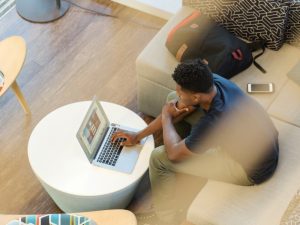 Jamais Vu Saat Menjadi Pengguna LinkedIn