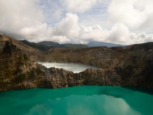 Danau Kelimutu di Ujung Rindu