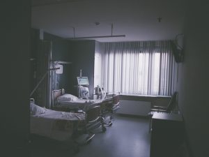 Menjenguk Cak Rusdi di Rumah Sakit