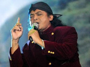 Mendengarkan Didi Kempot, Mengulang Masa Lalu