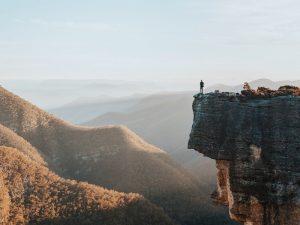 Solo Hiker: Lagi Naik Gunung Malah Disangka ‘Laku Ngilmu’ Jadi Dukun