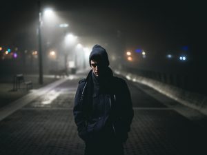 Terselubung, 5 Tanda Cowok Patah Hati yang Sering Tidak Disadari Olehmu