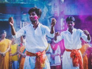 Memangnya Kenapa Kalau Saya Suka Menonton Film India?