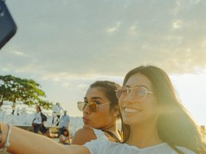 Fenomena “Kamera Jahat” yang Menghantui Kawula Muda