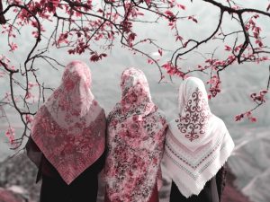 Hal-hal Khas yang Datang Bersama Hari Raya dan Ucapan Terima Kasih Kepada Para Perempuan