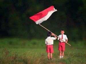 Haruskah Menjadi Nasionalis agar Humanis?