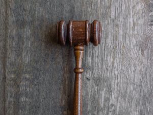 Asal-Usul Mengapa Hukum Tebang Pilih