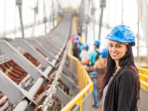 Perlu Nggak Sih Traktiran Gaji Pertama Itu?