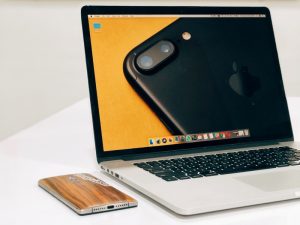 Dilema Pecinta iPhone Pengidap Trypophobia