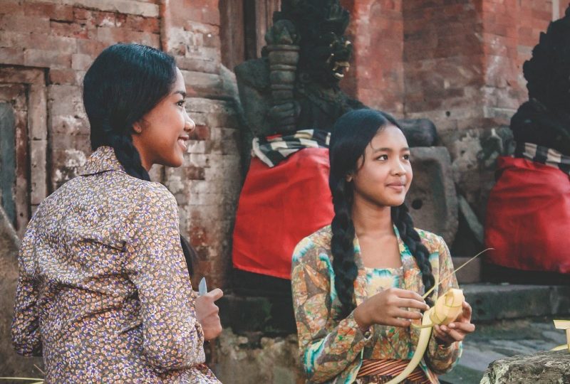 Bahasa Korea Wanita Cantik - Extra