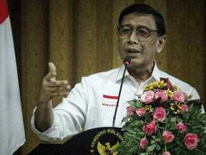 Pak Wiranto, Semoga Lekas Sembuh!