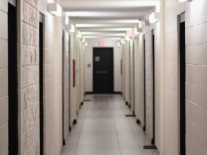 Sosok Penghuni Asrama Mahasiswa yang Sebenarnya