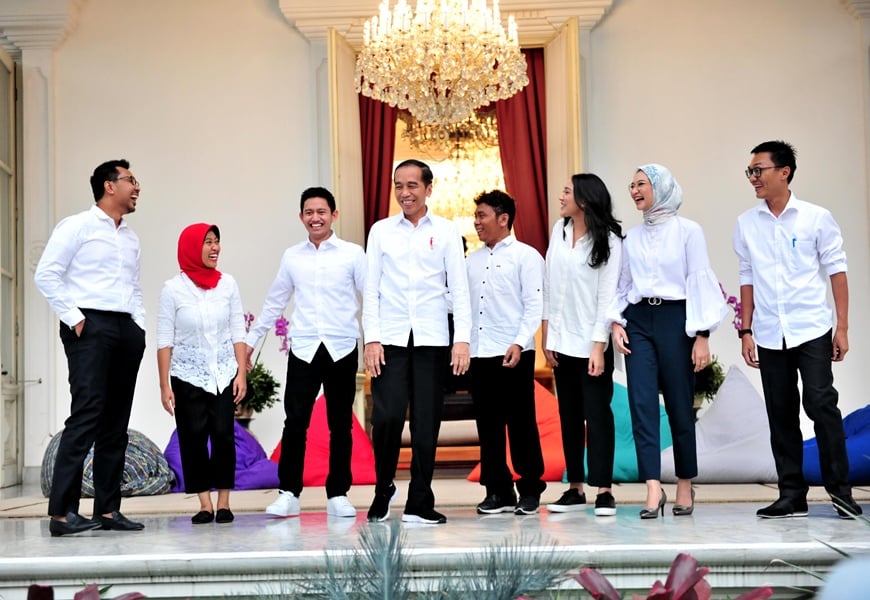 Membincangkan 7 Staf Khusus "Milenial" Presiden Jokowi yang Kelihatan Segar-Segar