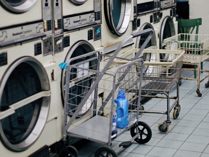 Mau Sampai Kapan Pakai Detergen yang Ngerusak Air dan Mencemari Lingkungan?