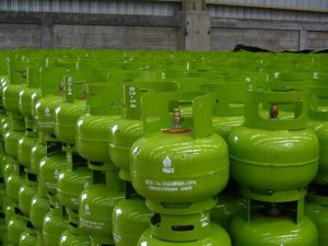Karet Tabung Gas LPG dan Kerelaan Berbagi
