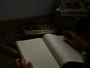 Rajin Salat dan Beribadah, tapi Kelakuannya Kok Masih Begitu?