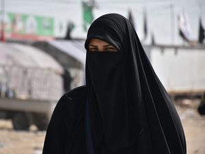 Tukang Ojek Bercadar: Progresif atau Salah Kaprah?