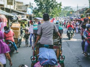 Steven Pinker Bilang Dunia Jadi Lebih Baik, Itu Indonesia Masuk Hitungan Nggak Ya?