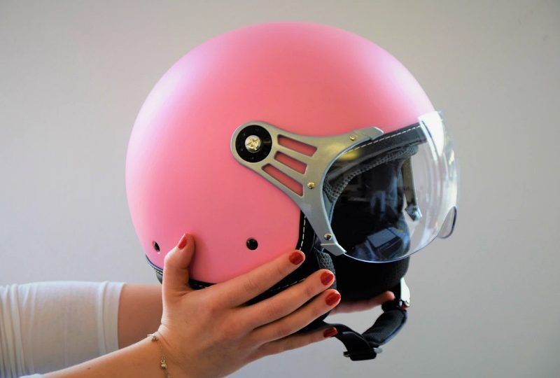 6 Alasan Bodoh Mengapa Orang Nggak Mau Pakai Helm Terminal Mojok