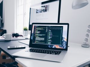 Mahasiswa Teknik Informatika Kok Nggak Bisa Ngoding?