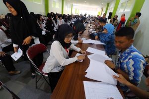Rekomendasi Dukun yang Perlu Kamu Datangi Sebelum Ikut Tes CPNS