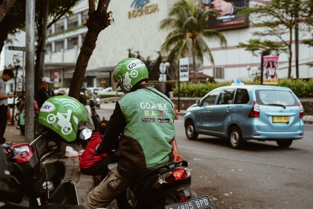 Boleh Nggak Say No sama Motor Gede yang Bertransformasi Jadi Ojol