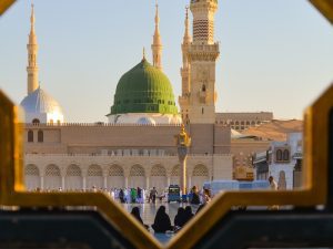 Menyoal Larangan Tidur di Atas Karpet Masjid