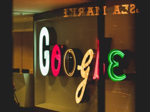 Google Translate, Hazelnut, dan Pentingnya Tidak Memasrahkan Nasib kepada Mesin
