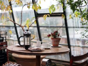 Dari Warung Kopi untuk Kedaulatan Istri
