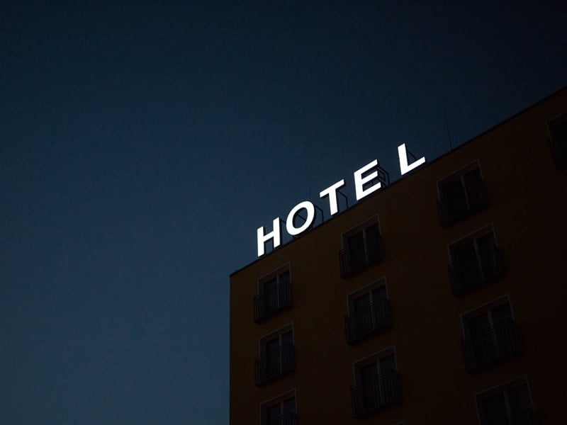 reservasi hotel untung rugi cara-cara pasangan ilegal, Jangan Jadi Manusia Norak Saat Menginap di Hotel!