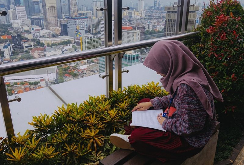 Dear Felix Siauw Yang Bilang Hijab Hanya Untuk Yang Cantik Cantik Antum Belajar Dari Mana Terminal Mojok