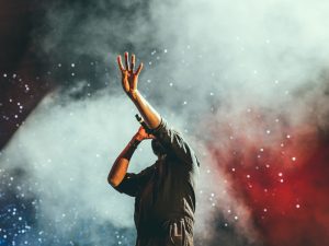 Menjadi Music Snob Itu Nggak Ada Keren-kerennya!