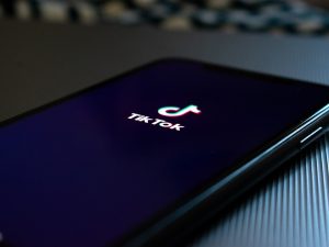 Pemerintah Seharusnya Berterima Kasih pada TikTok Sebagai Aplikasi Penghilang Stres