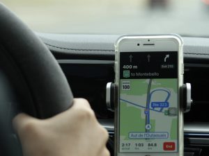 Nggak Bisa Baca GPS Adalah Kutukan Buat Perempuan