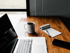 Betapa Sulitnya Menjelaskan Profesi ‘Content Writer’ pada Boomer