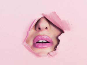 6 Kesalahan Penyebab Makeup Tidak Bertahan Lama