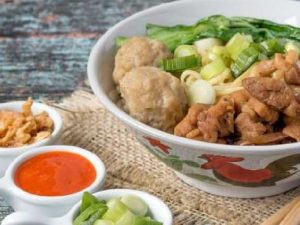Semua Makanan di Unnes Murah, Jadi Nggak Perlu Ada Rekomendasi