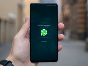 Jangan Ngerasa Repot kalau Orang Tua Minta Diajarin Main Gadget