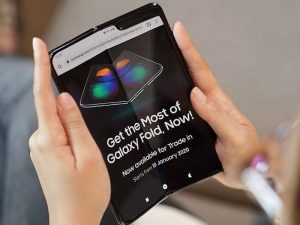 Ponsel Lipat, Aksesoris Layar Kedua, atau Beli Ponsel dan Tablet Terpisah? Baca Dulu Ulasannya!